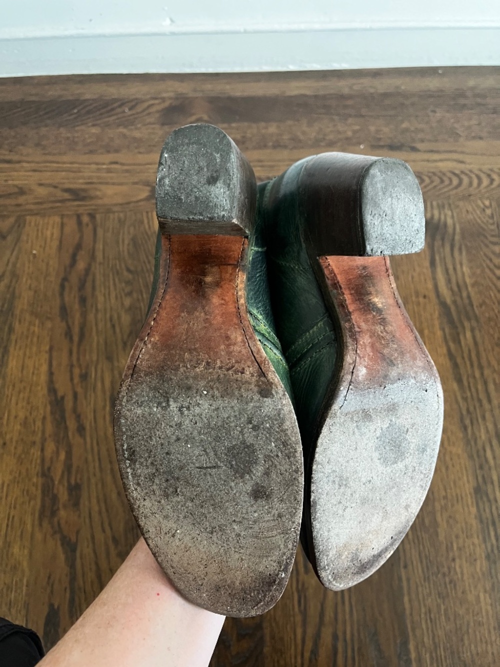 Vintage green Frye Jane 14L Boots - Picture 9 of 10
